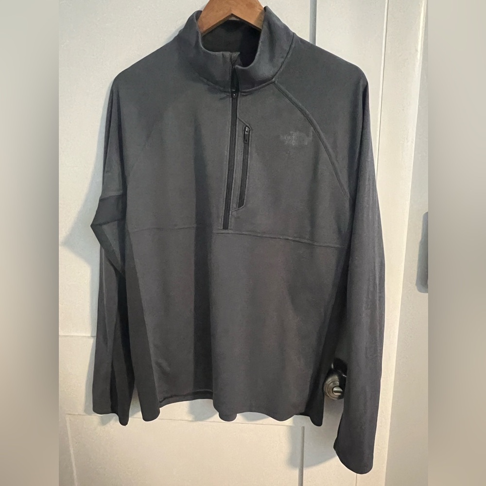 North face pullover